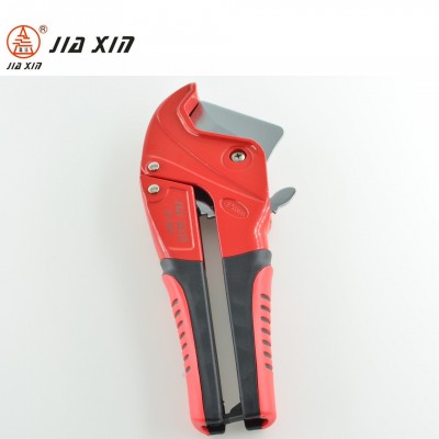 Max Cutting 42mm PVC Pipe Cutter